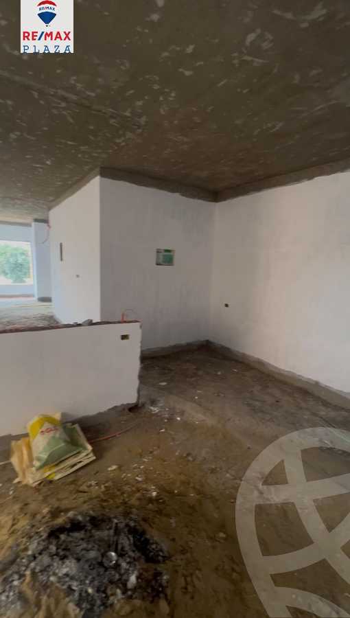 https://aqarmap.com.eg/en/listing/5737589-for-sale-cairo-el-shorouk-lhy-lthny-shrq-neighborhood-2-ahmed-talal-st
