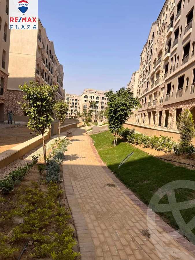 https://aqarmap.com.eg/en/listing/5751791-for-sale-cairo-new-cairo-lmstqbl-syty-compounds-green-square