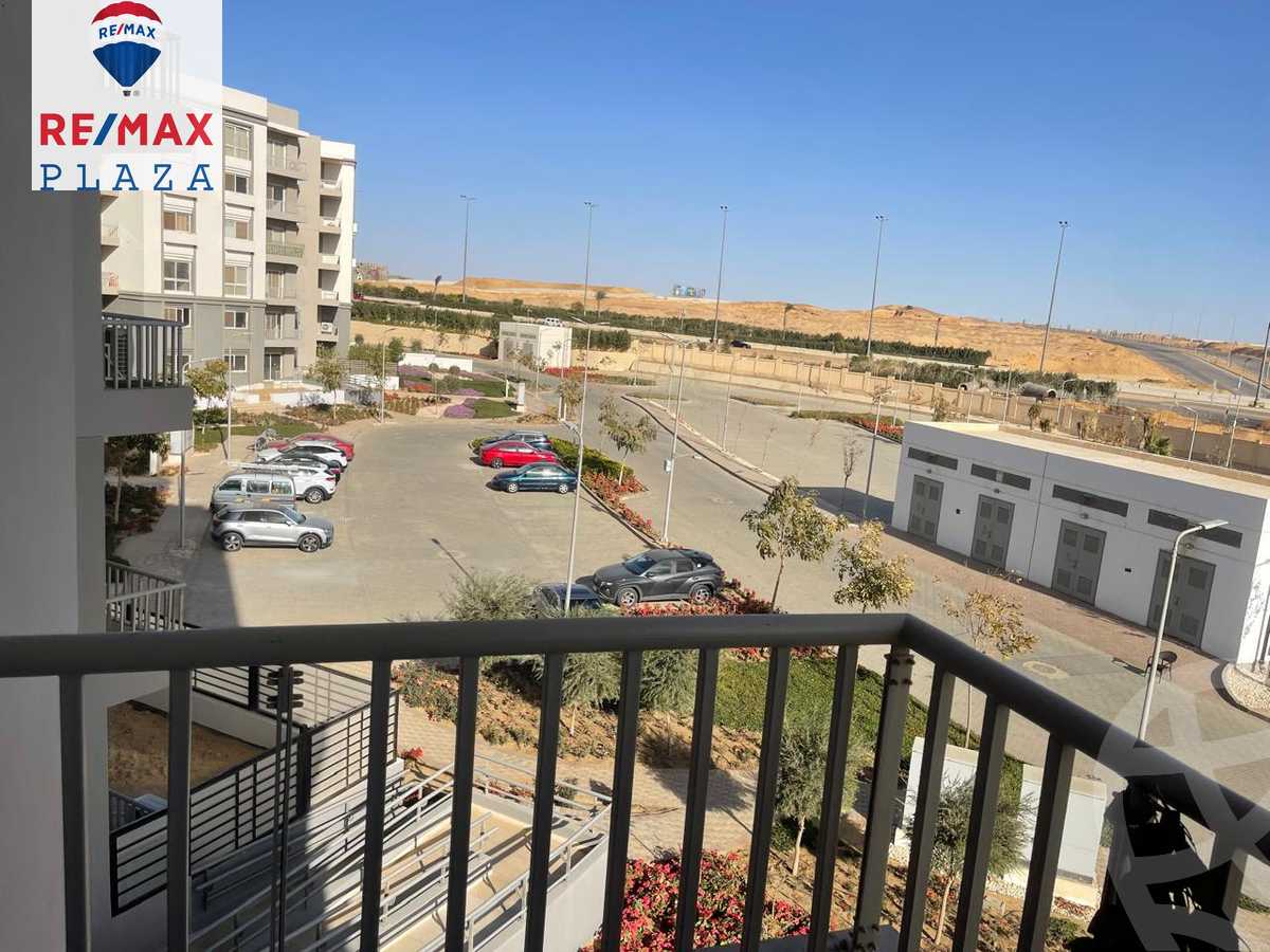 https://aqarmap.com.eg/ar/listing/5759429-for-sale-cairo-new-cairo-compounds-hyde-park-park-corner-hyde-park