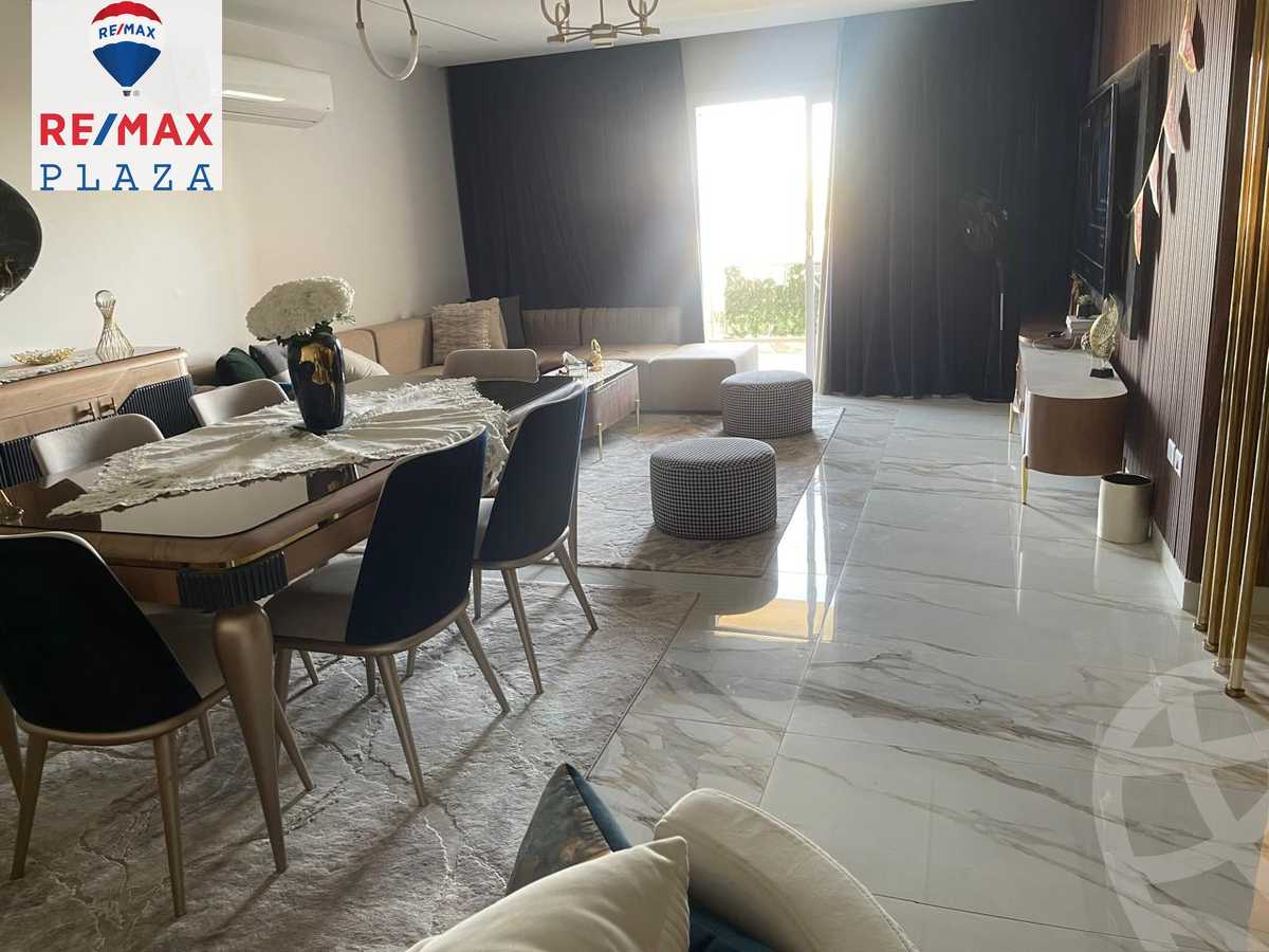 https://aqarmap.com.eg/ar/listing/5759429-for-sale-cairo-new-cairo-compounds-hyde-park-park-corner-hyde-park