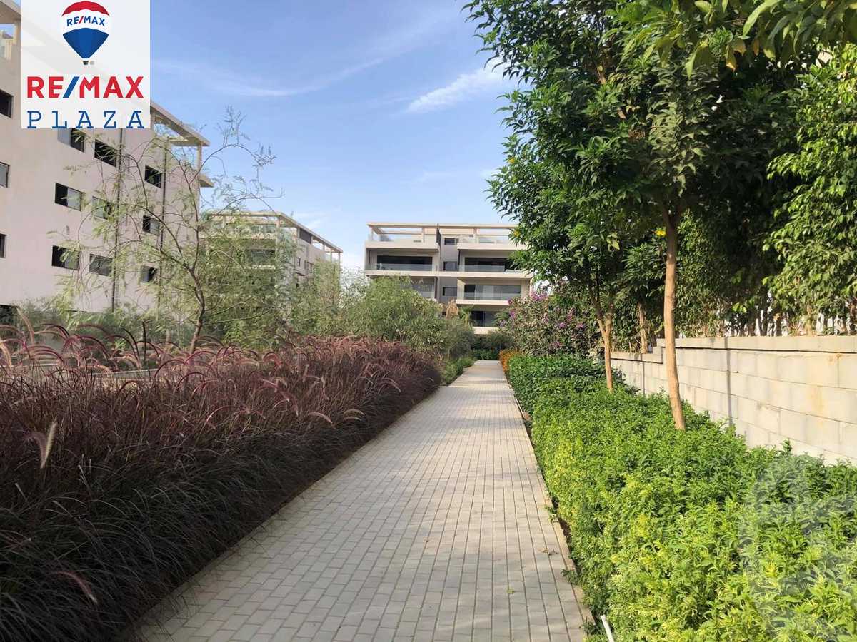 https://aqarmap.com.eg/en/listing/5763060-for-sale-cairo-new-cairo-compounds-lakeview-residence