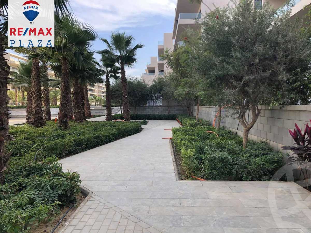 https://aqarmap.com.eg/en/listing/5763060-for-sale-cairo-new-cairo-compounds-lakeview-residence