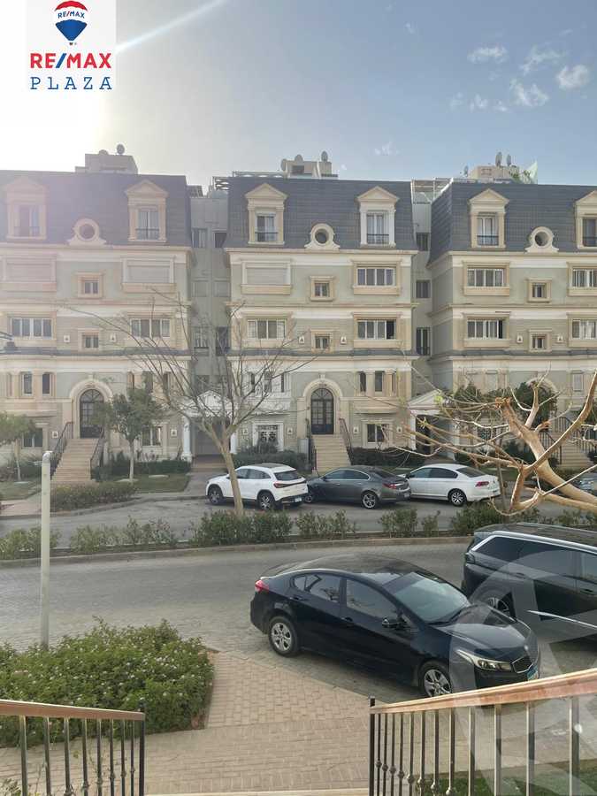 https://aqarmap.com.eg/en/listing/5773341-for-sale-cairo-new-cairo-compounds-mountain-view-hyde-park