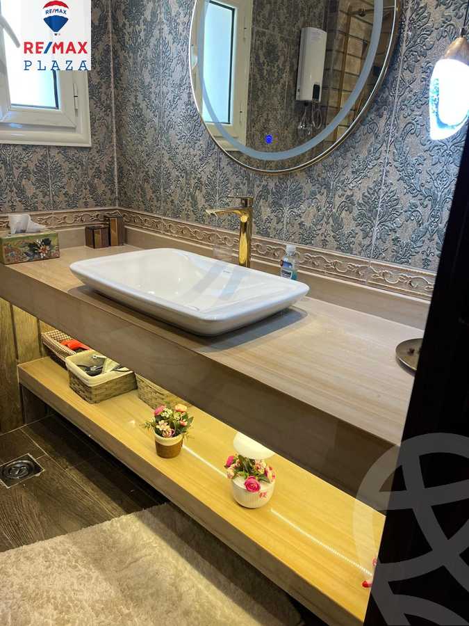 https://aqarmap.com.eg/ar/listing/5782800-for-sale-cairo-el-shorouk-compounds-maadi-view