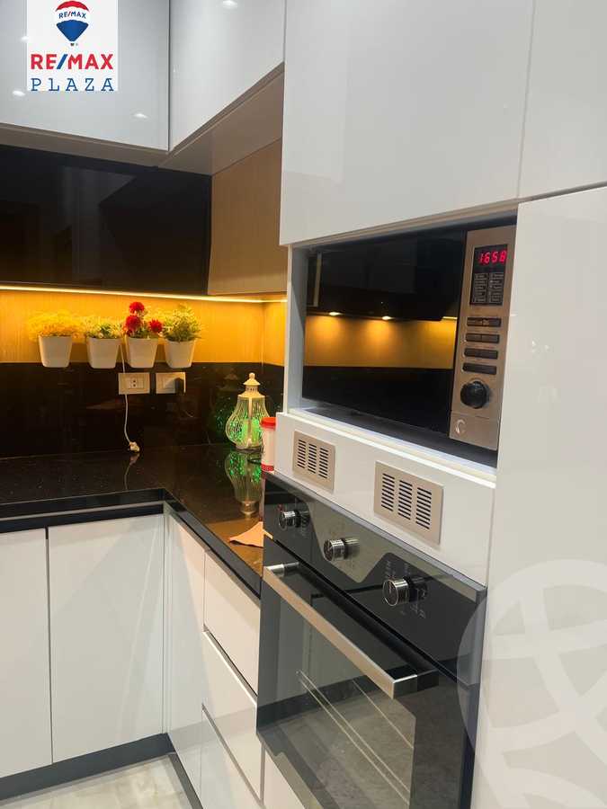 https://aqarmap.com.eg/ar/listing/5782800-for-sale-cairo-el-shorouk-compounds-maadi-view