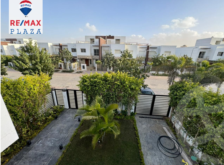 https://aqarmap.com.eg/ar/listing/5786170-for-sale-cairo-new-cairo-compounds-hyde-park-cluster-5-hyde-park