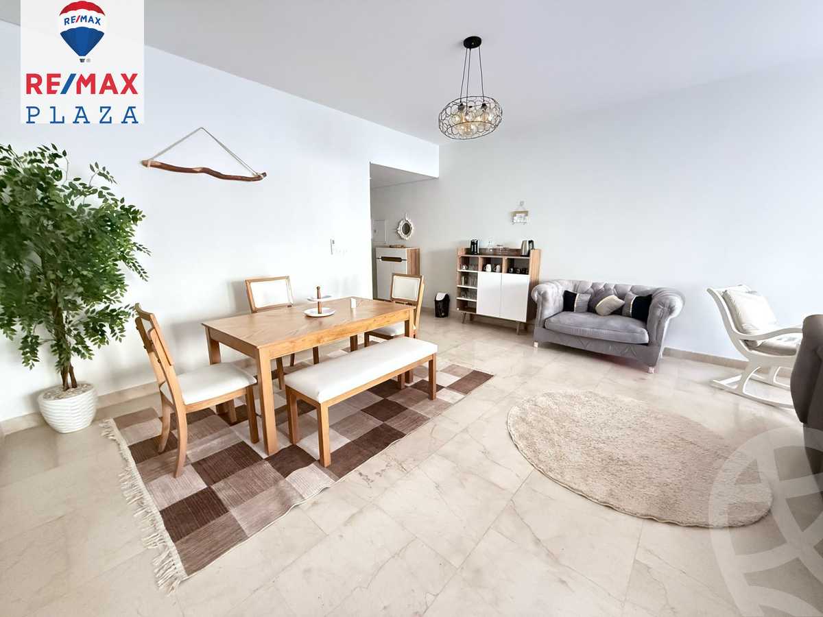 https://aqarmap.com.eg/ar/listing/5795391-for-rent-cairo-new-cairo-compounds-mivida-mivida-parcel