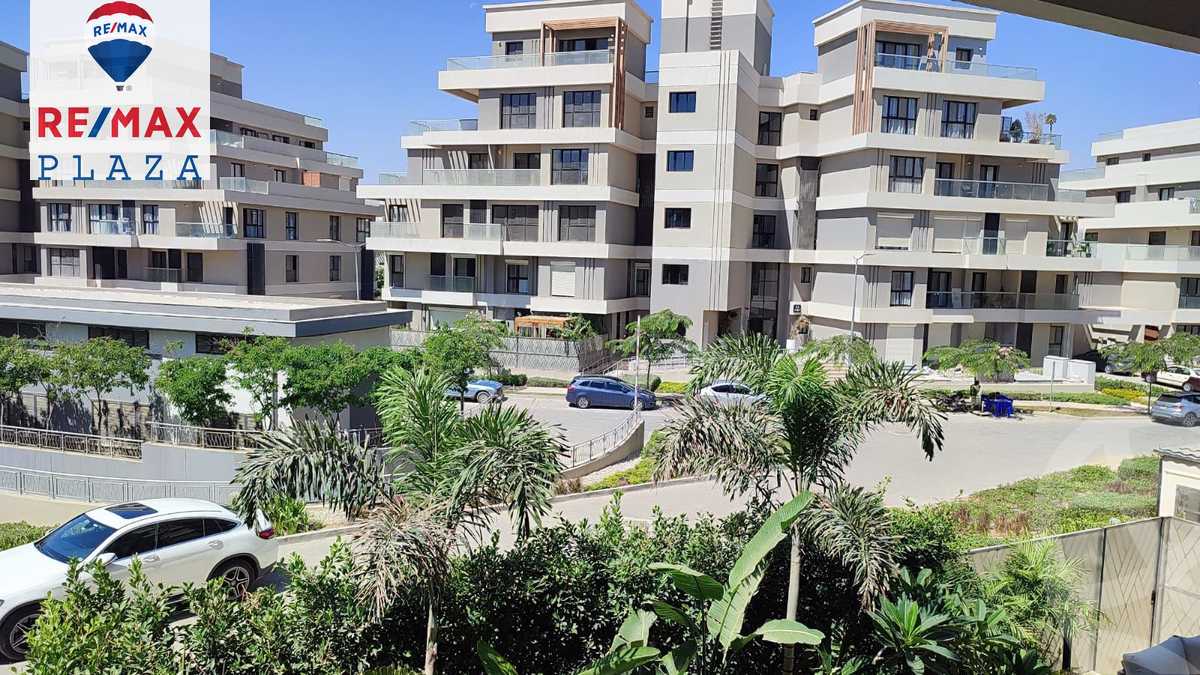 https://aqarmap.com.eg/en/listing/5814167-for-sale-cairo-new-cairo-compounds-villette-kmbwnd-sky-kwndwz-swdyk-villette