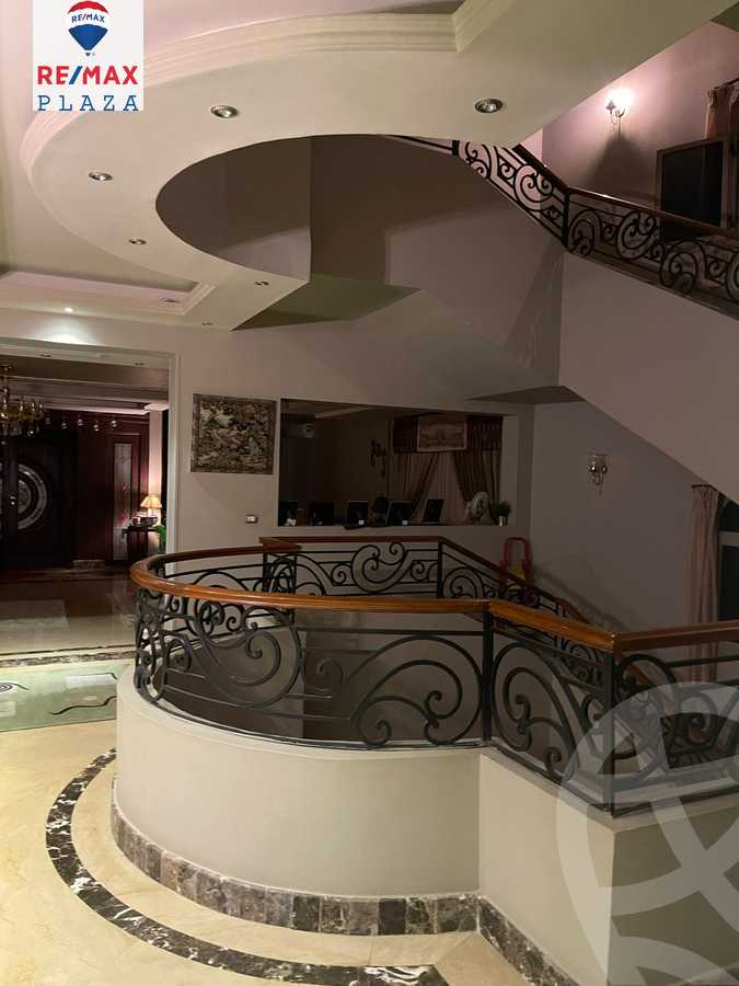 https://aqarmap.com.eg/en/listing/5815007-for-sale-cairo-new-cairo-sharq-el-akadamiya-al-tahrir-st