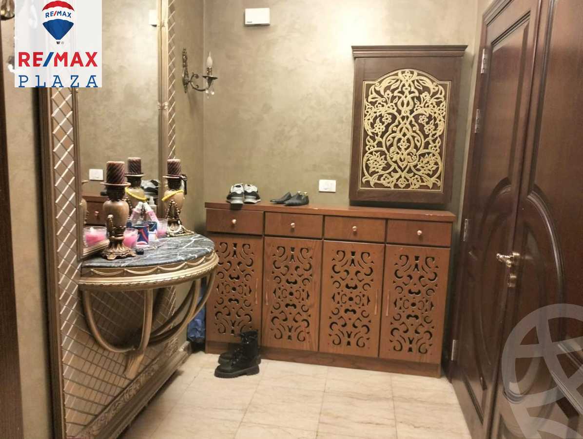 https://aqarmap.com.eg/ar/listing/5834887-for-sale-cairo-new-cairo-lrhb-city-phase-2