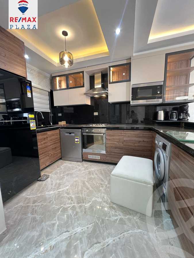 https://aqarmap.com.eg/en/listing/5838386-for-sale-cairo-new-cairo-compounds-mwrd-fq-llttwyr