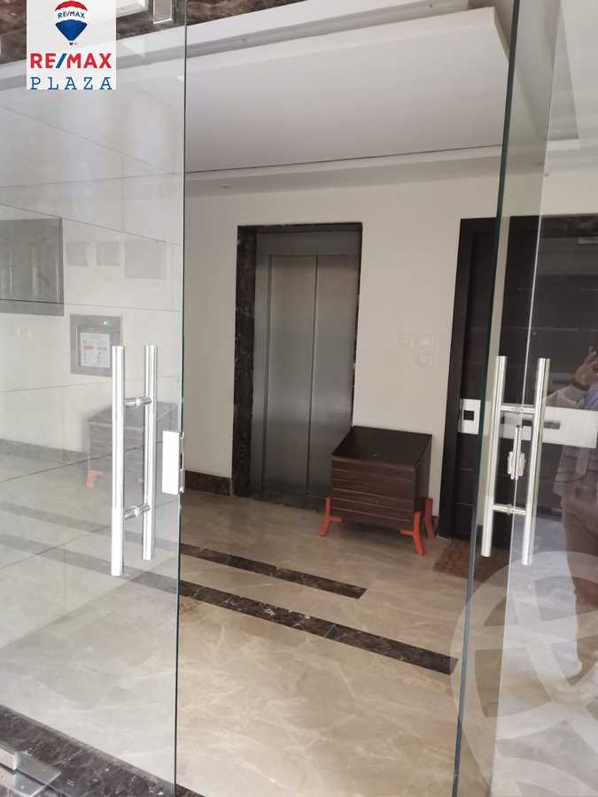 https://aqarmap.com.eg/en/listing/5839106-for-rent-cairo-new-cairo-compounds-azad