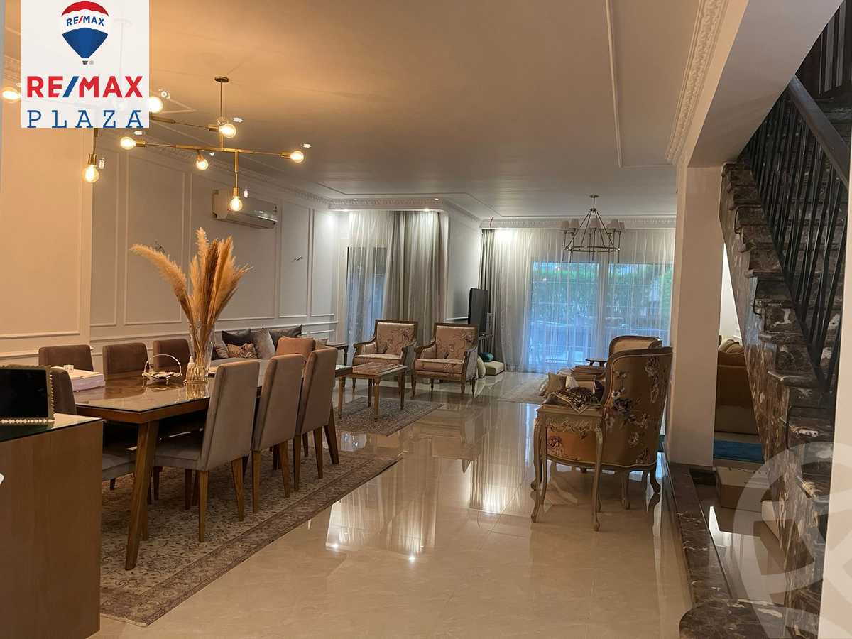 https://aqarmap.com.eg/en/listing/5854044-for-sale-cairo-new-cairo-compounds-mountain-view-hyde-park
