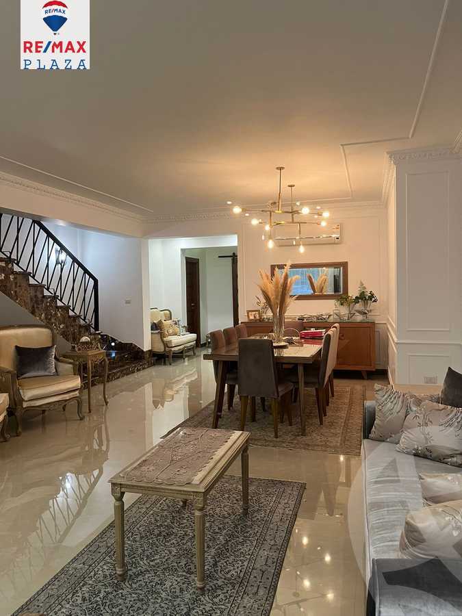 https://aqarmap.com.eg/en/listing/5854044-for-sale-cairo-new-cairo-compounds-mountain-view-hyde-park