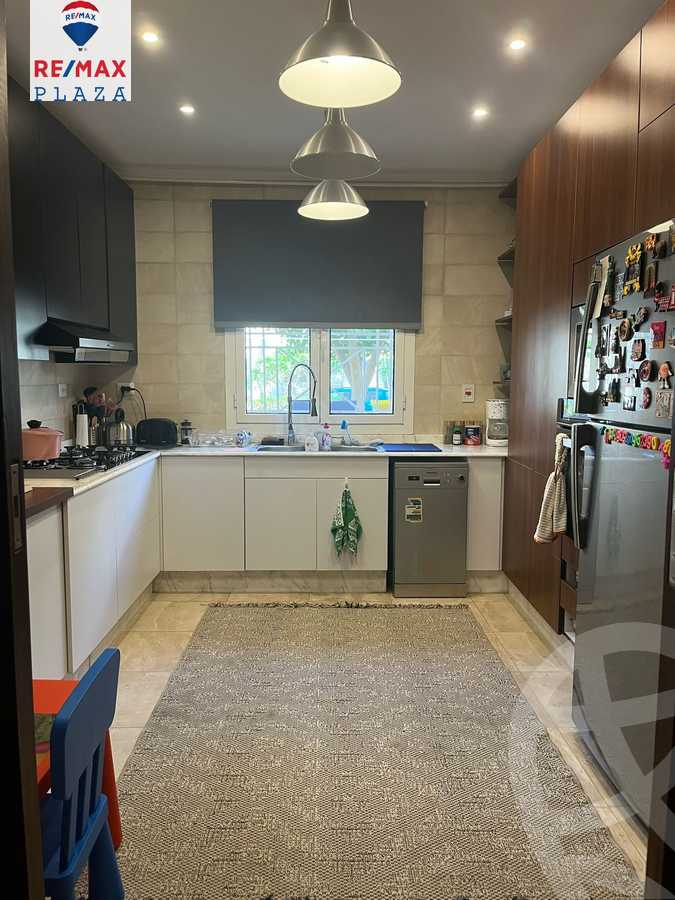 https://aqarmap.com.eg/en/listing/5854044-for-sale-cairo-new-cairo-compounds-mountain-view-hyde-park