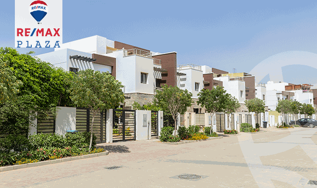https://aqarmap.com.eg/en/listing/5856993-for-sale-cairo-new-cairo-compounds-hyde-park-greens-hyde-park-compound