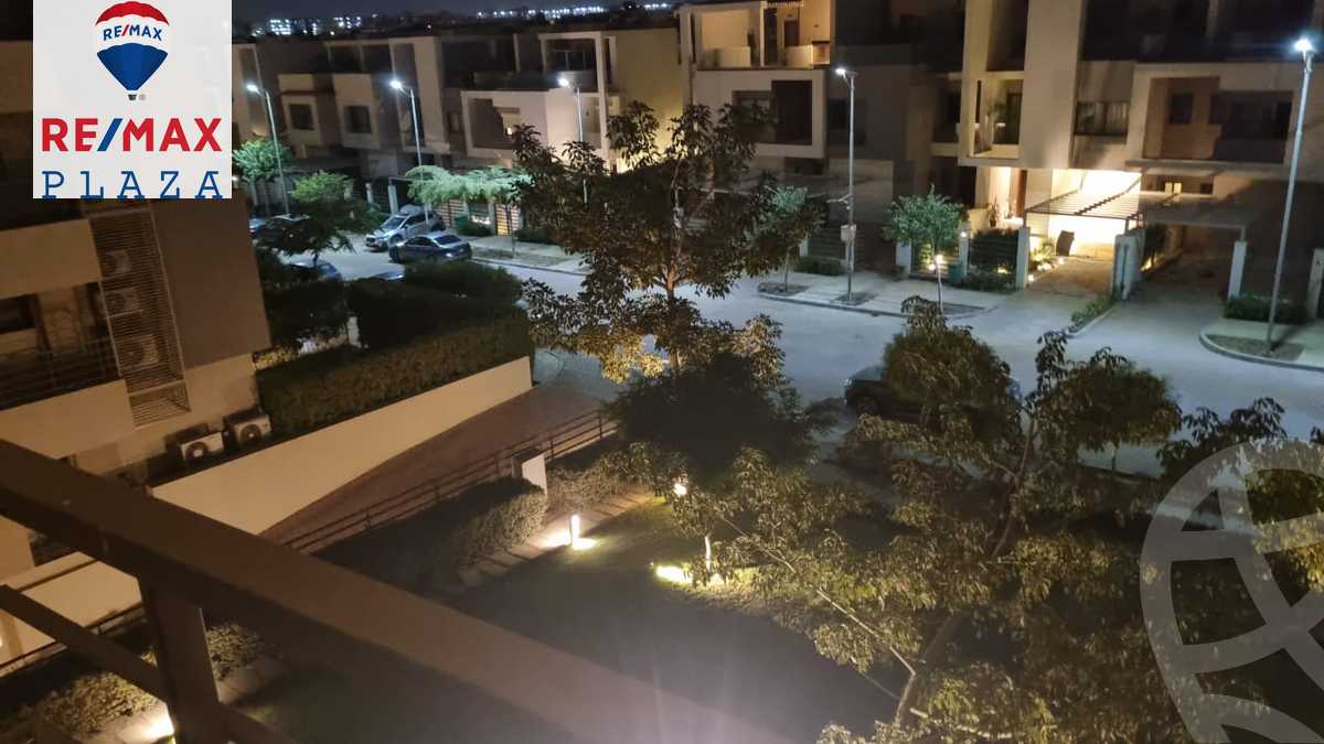 https://aqarmap.com.eg/en/listing/5860958-for-sale-cairo-new-cairo-compounds-fifth-square