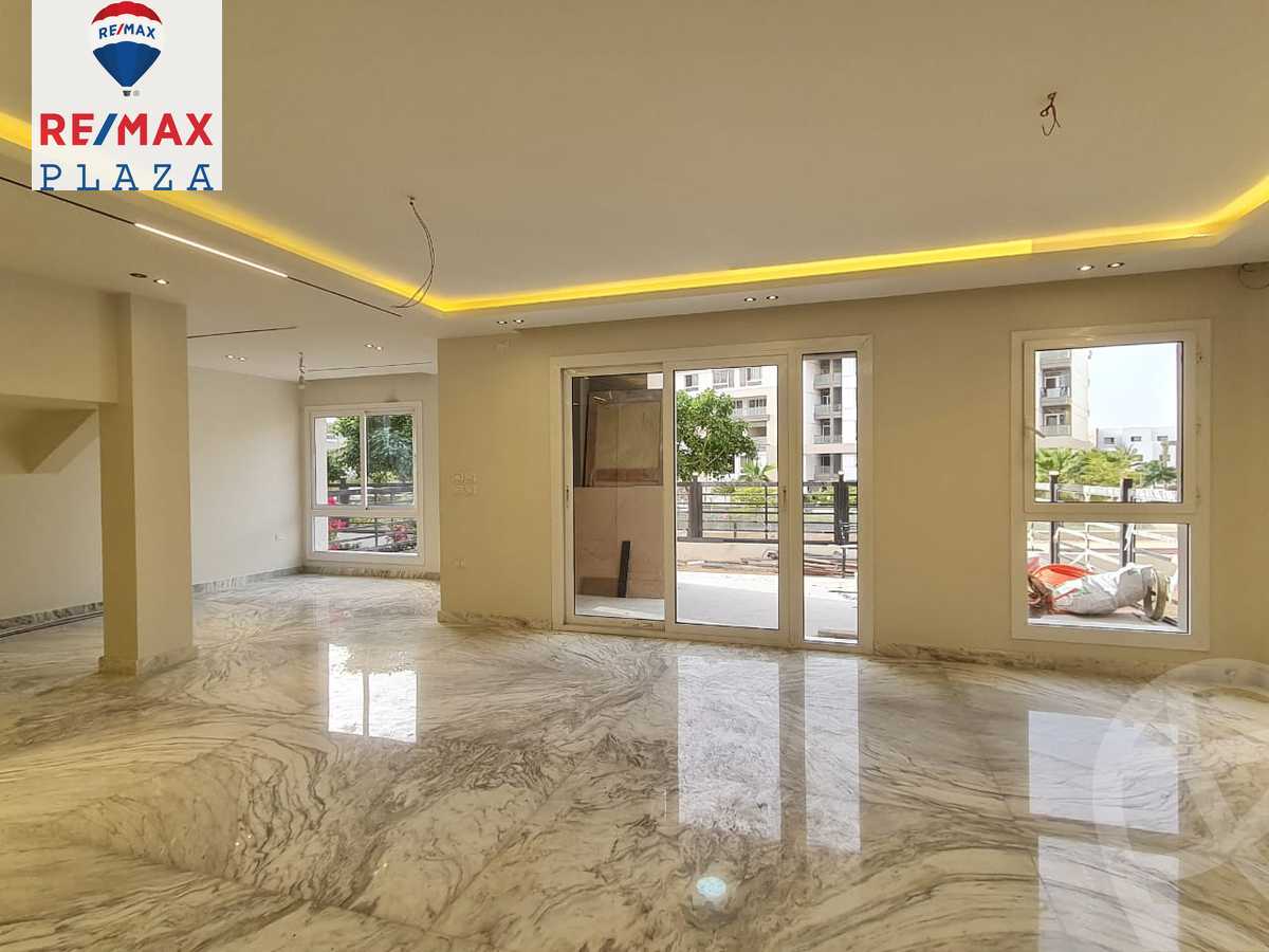 https://aqarmap.com.eg/en/listing/5879901-for-rent-cairo-new-cairo-compounds-hyde-park-hpr-hyde-park