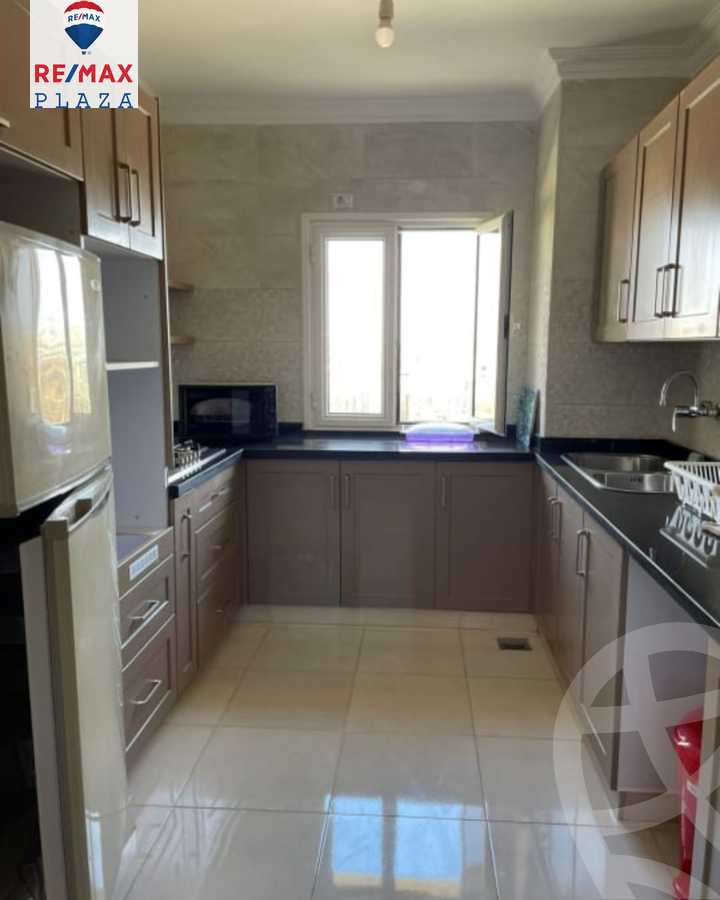 https://aqarmap.com.eg/en/listing/5882449-for-rent-cairo-new-cairo-compounds-mountain-view-hyde-park