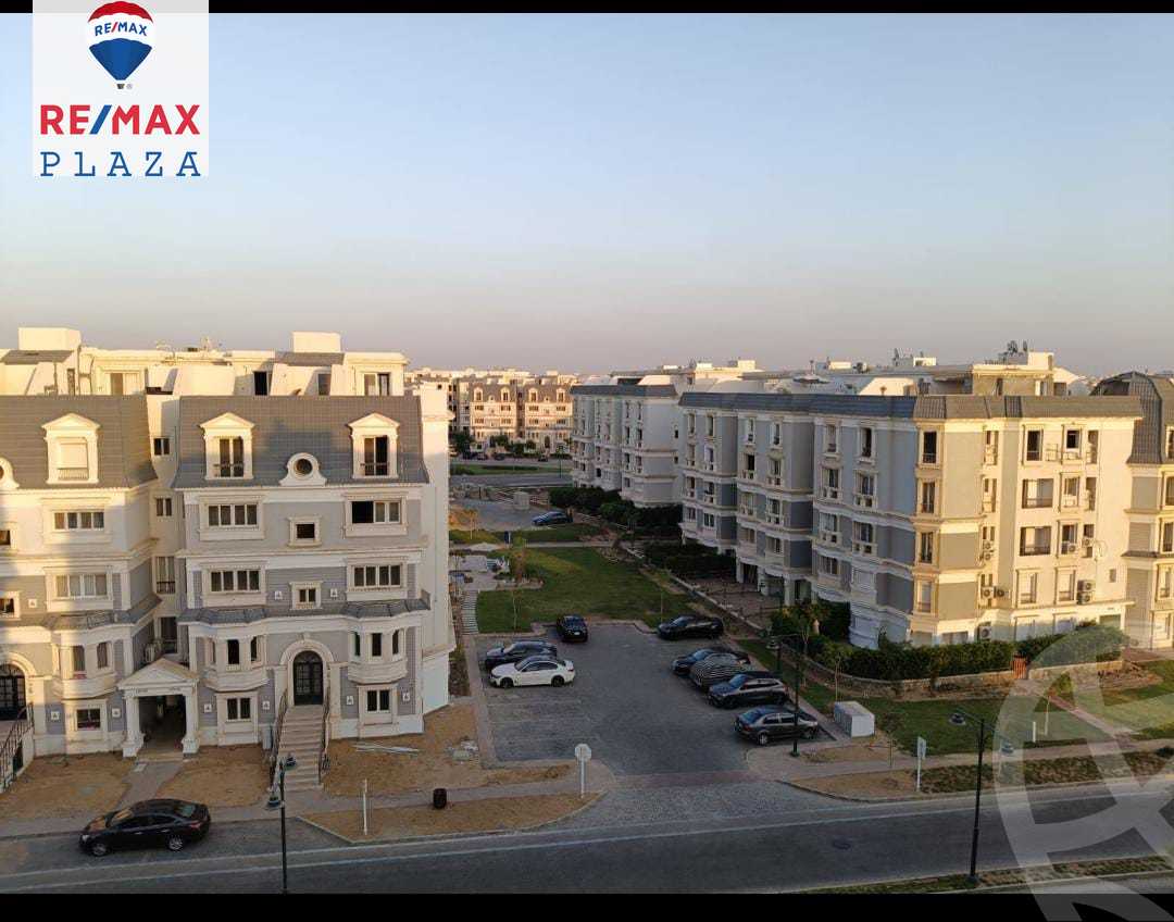https://aqarmap.com.eg/en/listing/5882819-for-sale-cairo-new-cairo-compounds-mountain-view-hyde-park