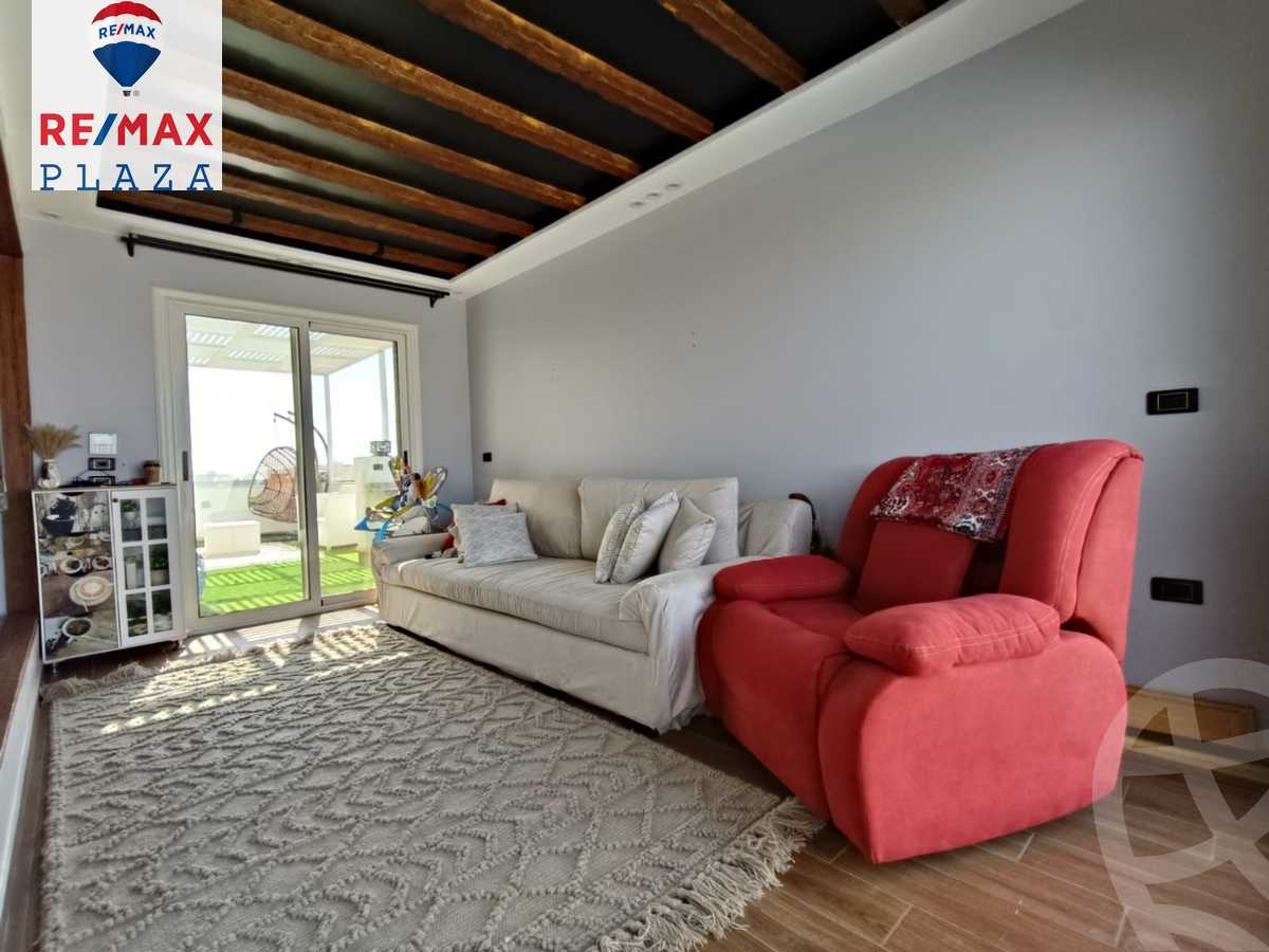 https://aqarmap.com.eg/en/listing/5882819-for-sale-cairo-new-cairo-compounds-mountain-view-hyde-park