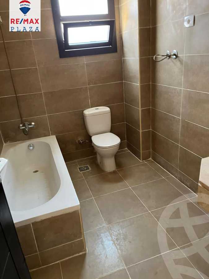https://aqarmap.com.eg/en/listing/5882898-for-sale-cairo-new-cairo-compounds-the-address-east