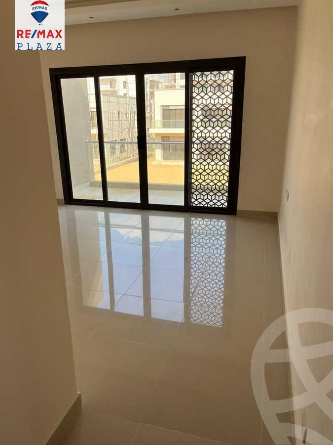 https://aqarmap.com.eg/en/listing/5882898-for-sale-cairo-new-cairo-compounds-the-address-east