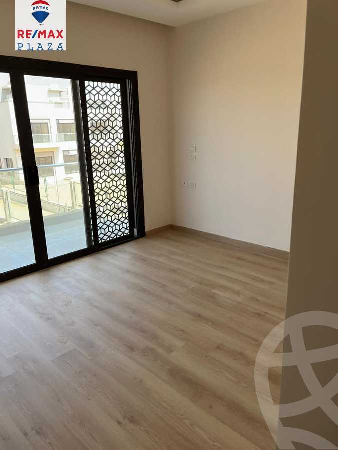 https://aqarmap.com.eg/en/listing/5882898-for-sale-cairo-new-cairo-compounds-the-address-east