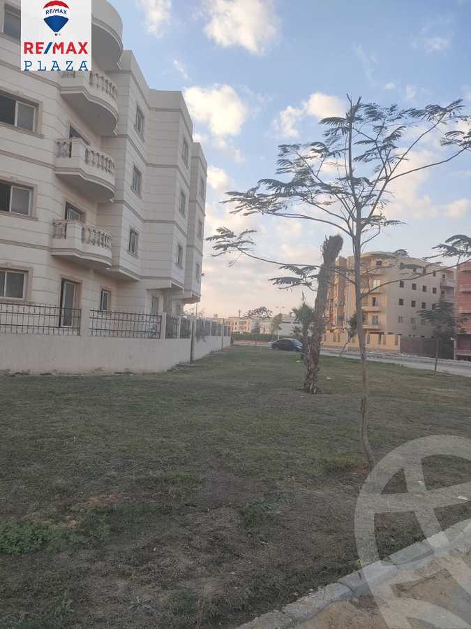 https://aqarmap.com.eg/en/listing/5909022-for-sale-cairo-el-shorouk-lhy-lthny-grb-shr-bd-lqdr-hlmy