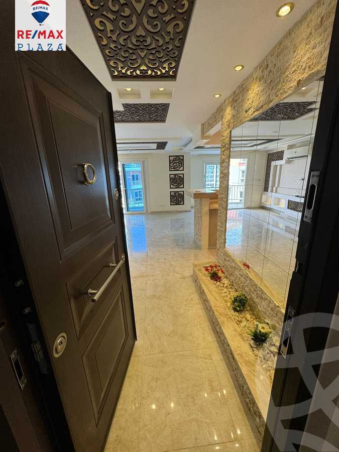 https://aqarmap.com.eg/en/listing/5917153-for-sale-cairo-new-cairo-compounds-mwrd-fq-llttwyr