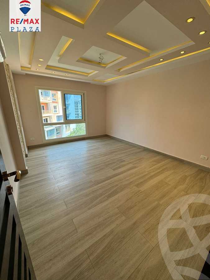 https://aqarmap.com.eg/en/listing/5917153-for-sale-cairo-new-cairo-compounds-mwrd-fq-llttwyr