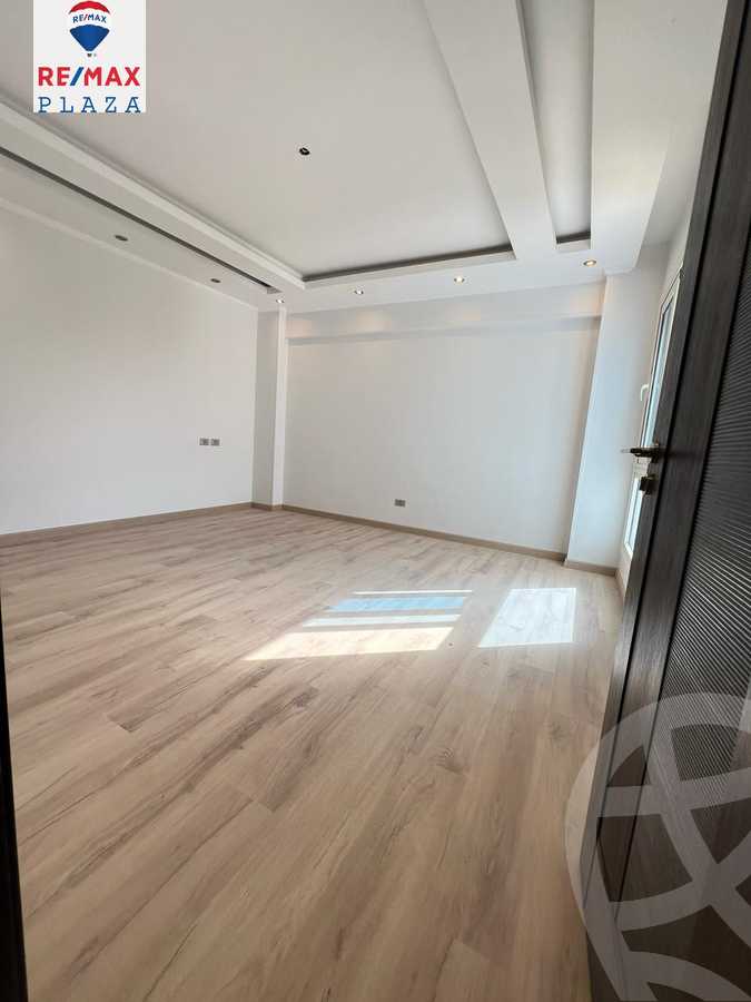 https://aqarmap.com.eg/en/listing/5923679-for-sale-cairo-new-cairo-compounds-mwrd-fq-llttwyr