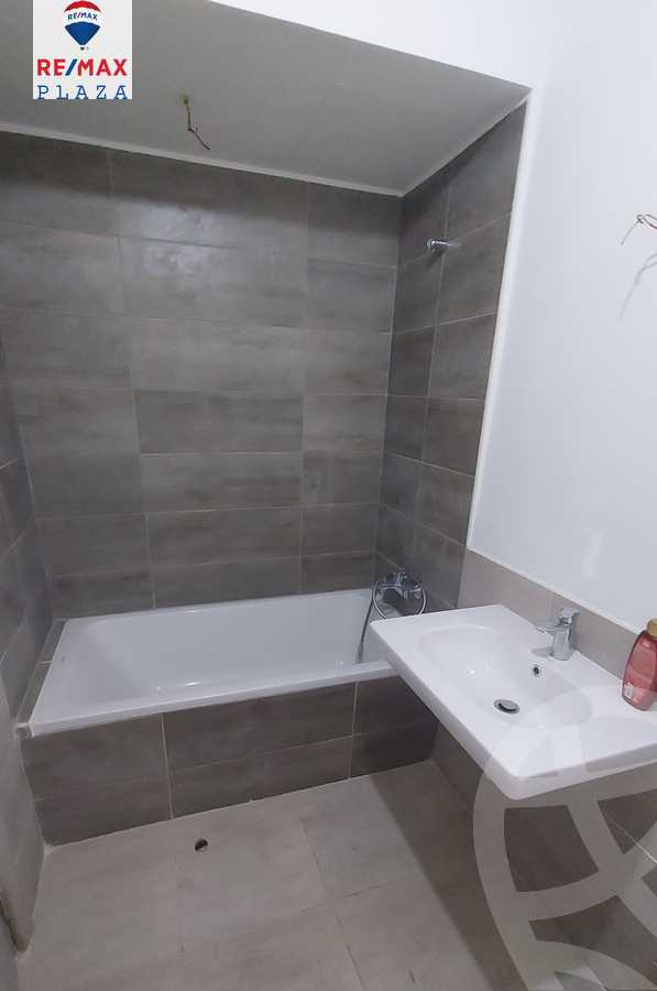 https://aqarmap.com.eg/en/listing/5939650-for-rent-cairo-el-shorouk-compounds-alborouj