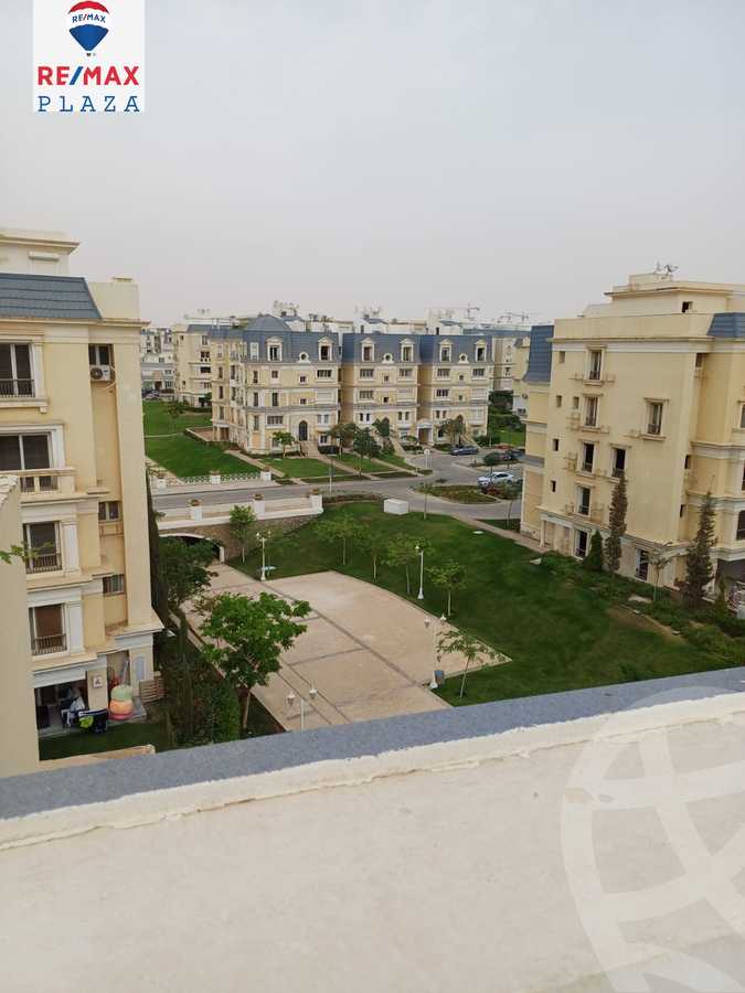 https://aqarmap.com.eg/ar/listing/5963549-for-sale-cairo-new-cairo-compounds-mountain-view-hyde-park