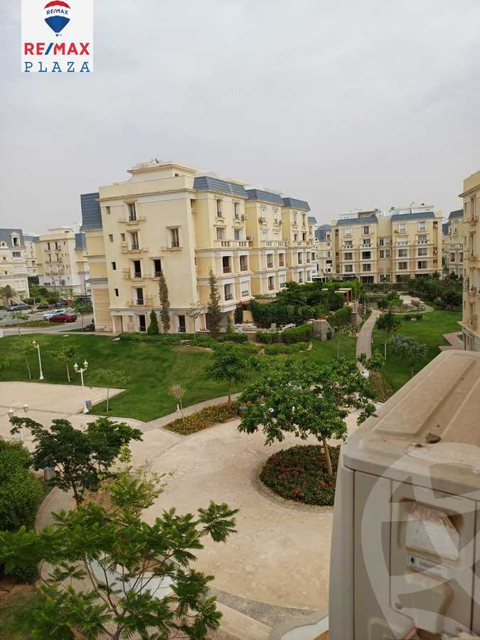 https://aqarmap.com.eg/ar/listing/5963549-for-sale-cairo-new-cairo-compounds-mountain-view-hyde-park
