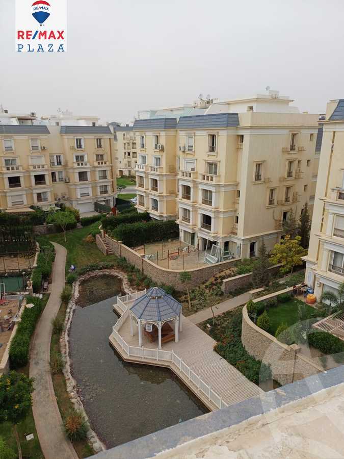 https://aqarmap.com.eg/ar/listing/5963549-for-sale-cairo-new-cairo-compounds-mountain-view-hyde-park