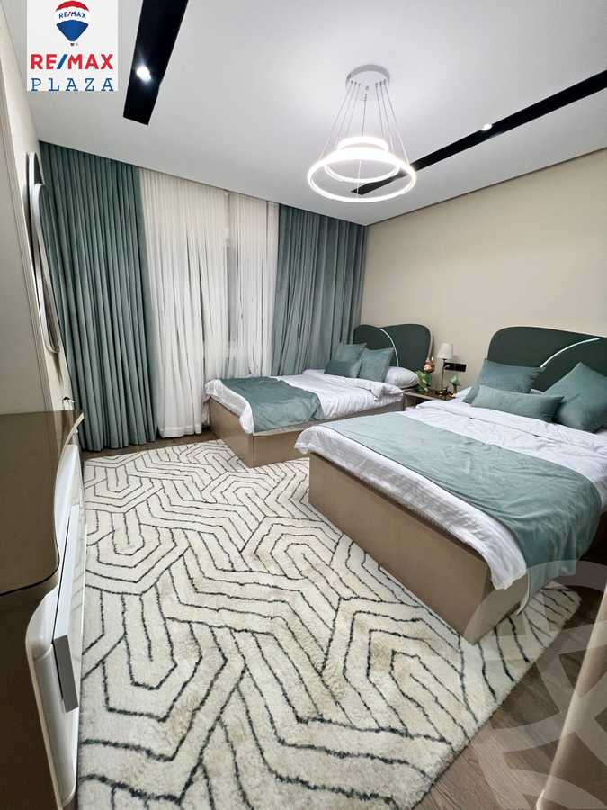 https://aqarmap.com.eg/en/listing/6039281-for-sale-cairo-new-cairo-compounds-mwrd-fq-llttwyr