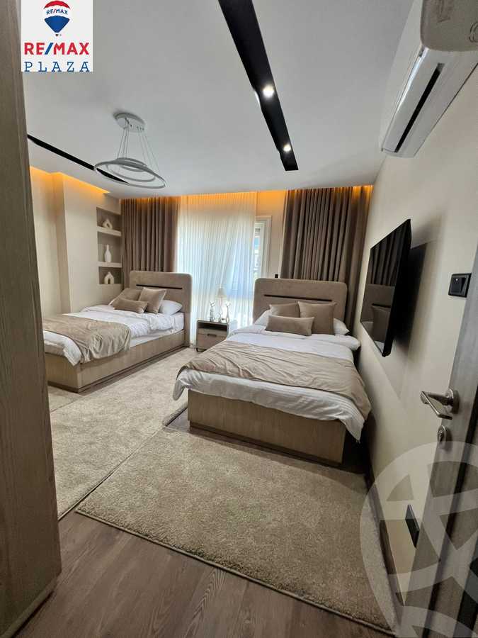 https://aqarmap.com.eg/en/listing/6039281-for-sale-cairo-new-cairo-compounds-mwrd-fq-llttwyr