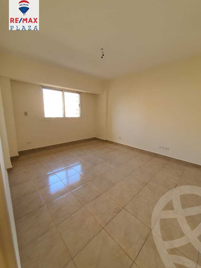 https://aqarmap.com.eg/en/listing/6056146-for-sale-cairo-new-cairo-madinaty-third-zone-buildings-talaat-moustafa-road