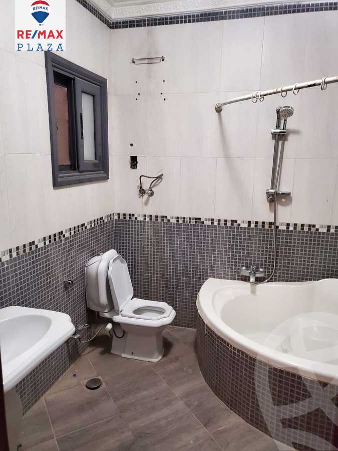 https://aqarmap.com.eg/ar/listing/6059178-for-sale-cairo-new-cairo-el-ahyaa-fifth-neighborhood-street-10