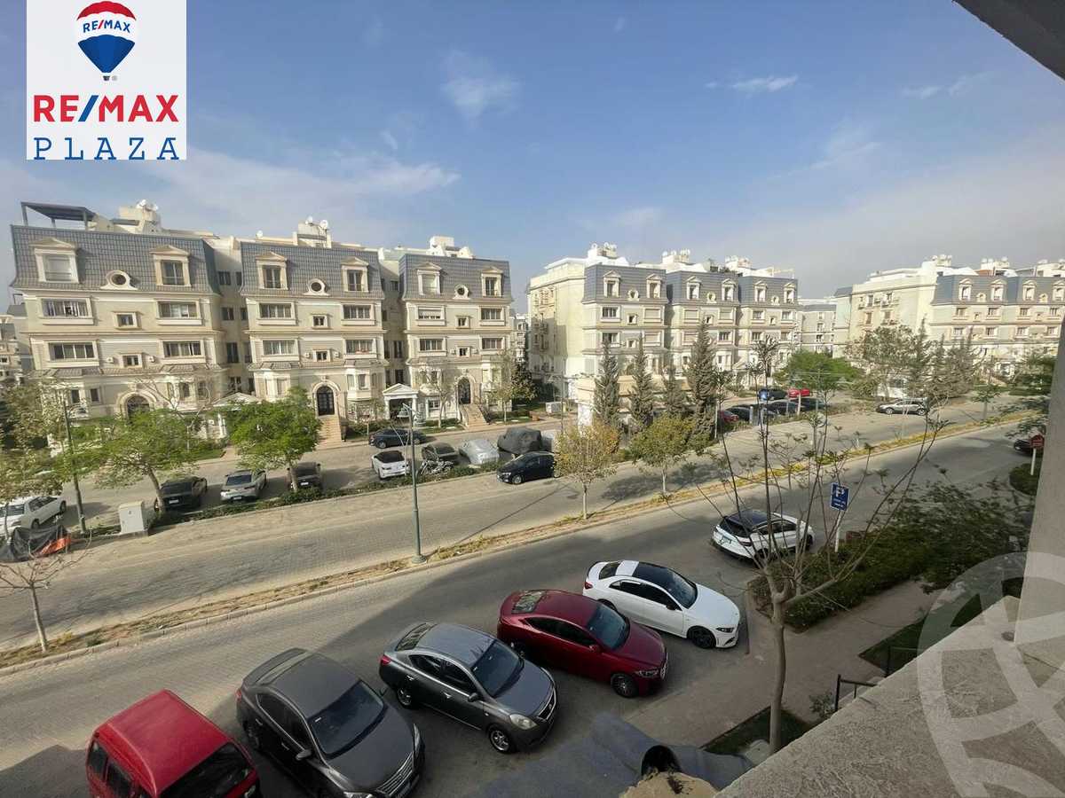 https://aqarmap.com.eg/ar/listing/6158093-for-sale-cairo-new-cairo-compounds-mountain-view-hyde-park