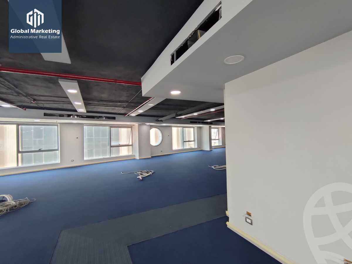 https://aqarmap.com.eg/ar/listing/2922855-for-rent-cairo-new-cairo-ltjm-lkhms-90th-street-90th:-between-mountain-view-roundabout-and-auc