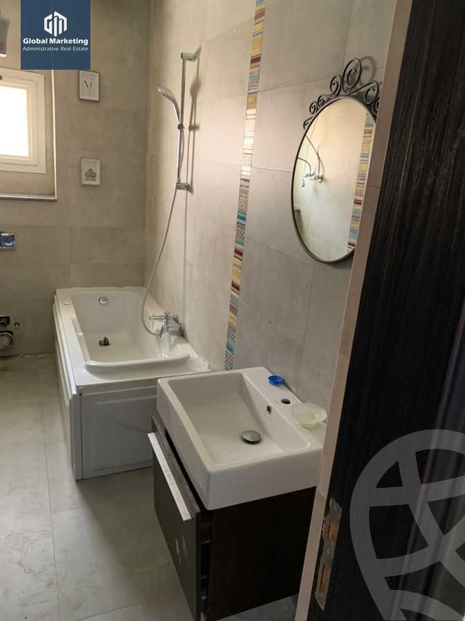 https://aqarmap.com.eg/ar/listing/2926940-for-rent-cairo-new-cairo-compounds-hyde-park