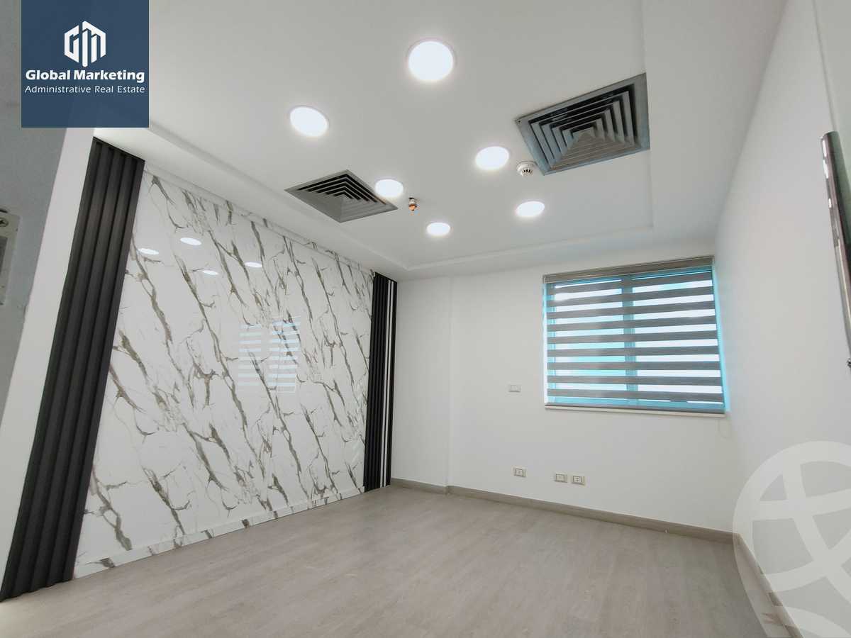 https://aqarmap.com.eg/ar/listing/3738872-for-rent-cairo-new-cairo-ltjm-lkhms-90th-street-northern-90th-street