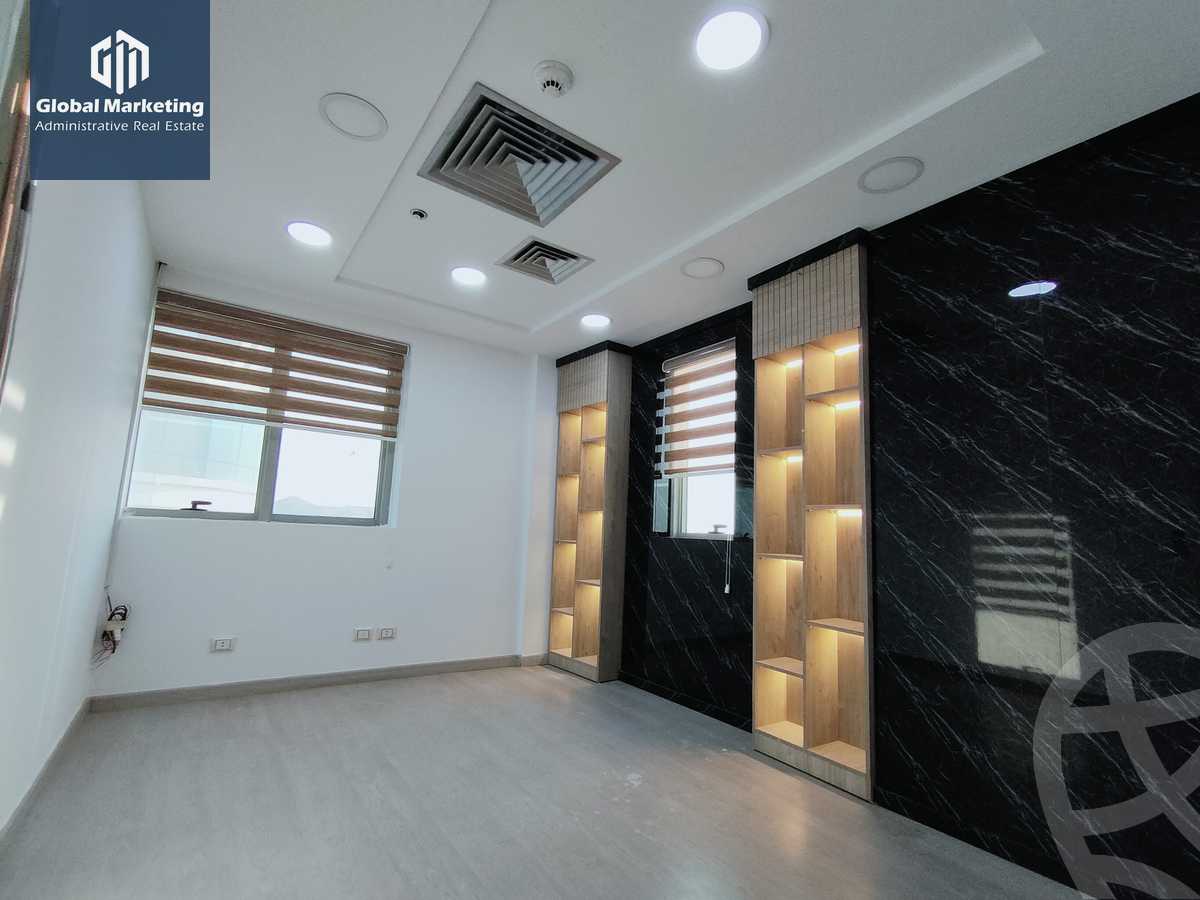 https://aqarmap.com.eg/ar/listing/3738872-for-rent-cairo-new-cairo-ltjm-lkhms-90th-street-northern-90th-street