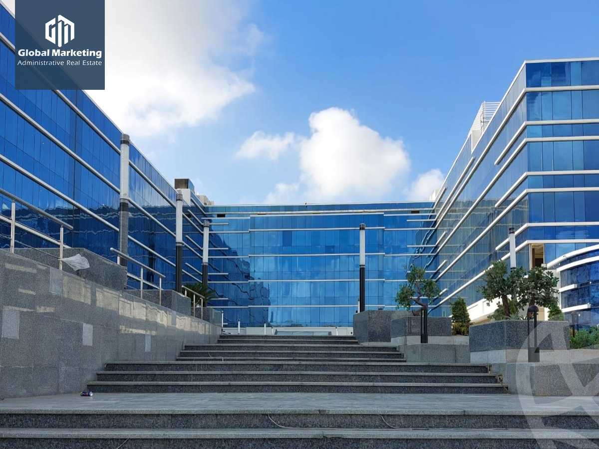 https://aqarmap.com.eg/ar/listing/3979700-for-rent-cairo-new-cairo-ltjm-lkhms-90th-street-northern-90th-street