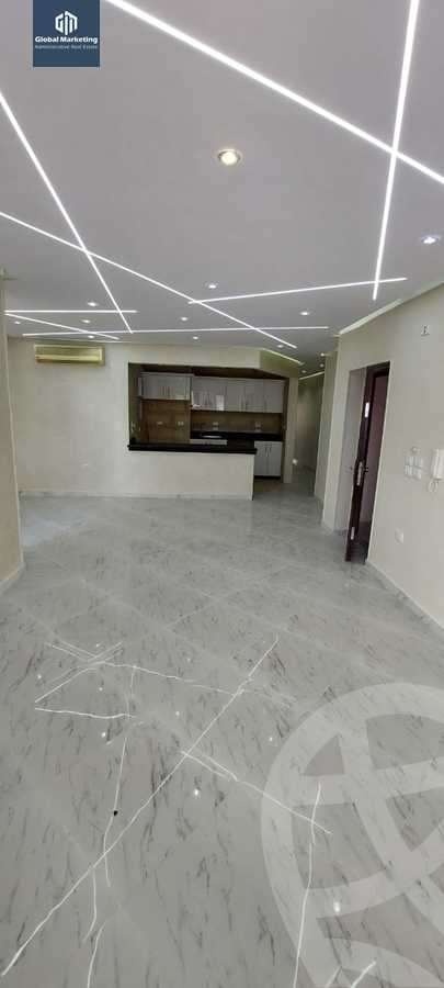https://aqarmap.com.eg/ar/listing/4053611-for-rent-cairo-new-cairo-compounds-mountain-view-hyde-park