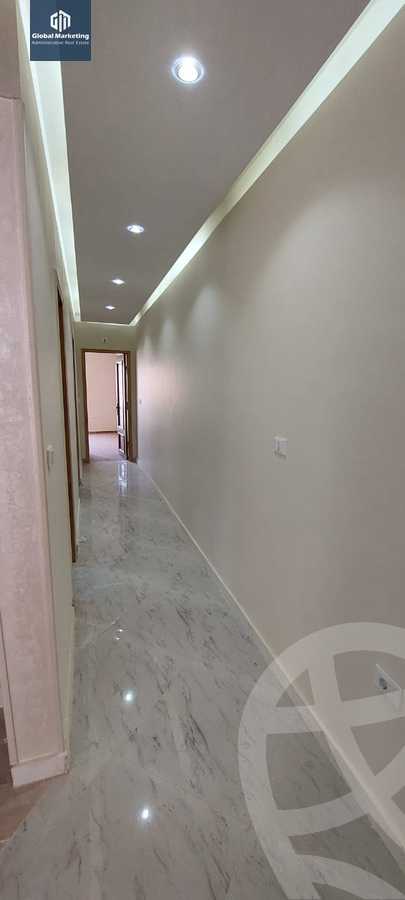 https://aqarmap.com.eg/ar/listing/4053611-for-rent-cairo-new-cairo-compounds-mountain-view-hyde-park