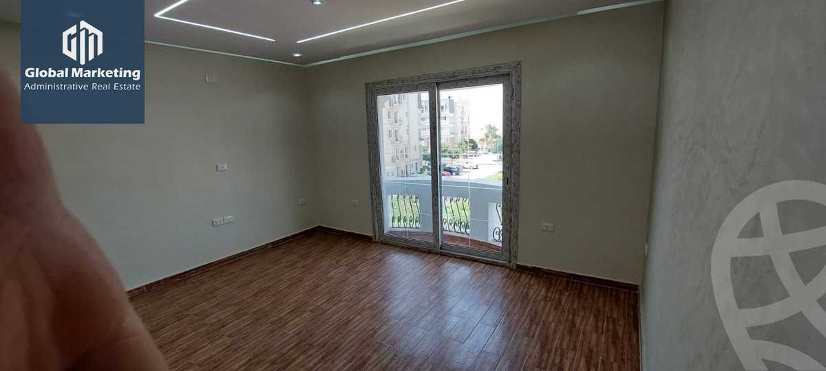 https://aqarmap.com.eg/ar/listing/4053611-for-rent-cairo-new-cairo-compounds-mountain-view-hyde-park