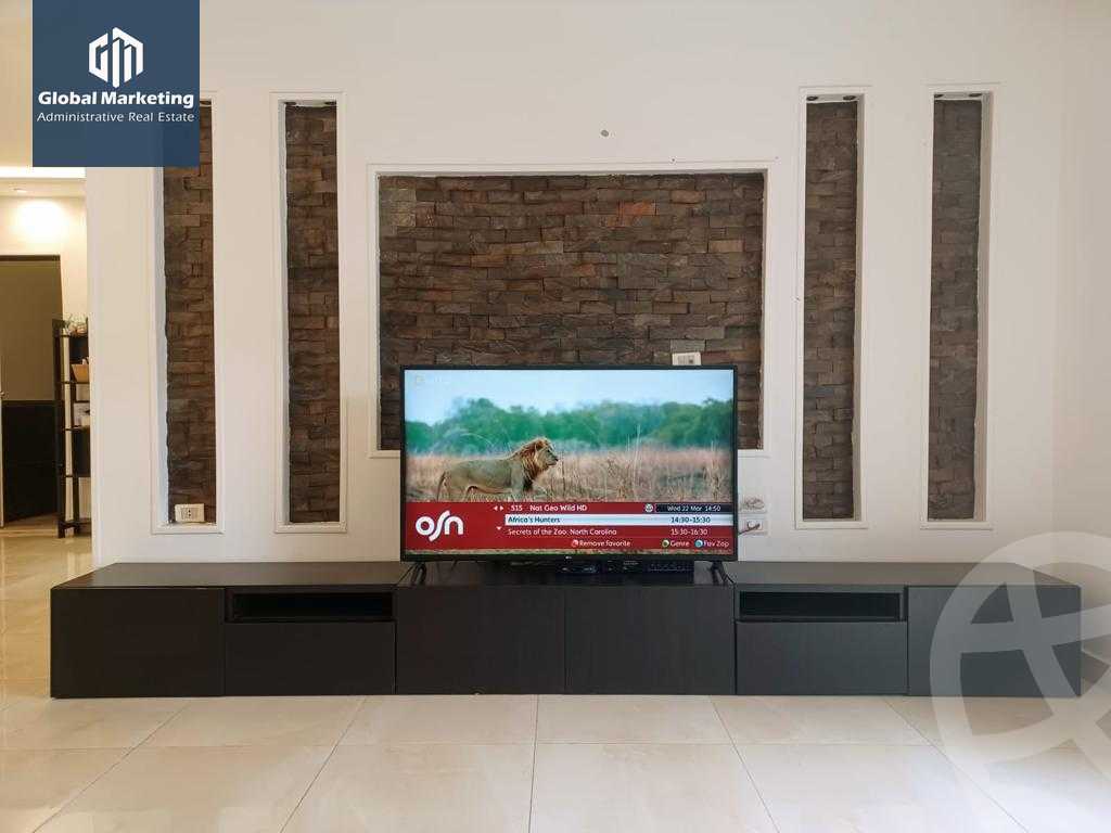 https://aqarmap.com.eg/en/listing/4054147-for-rent-cairo-new-cairo-compounds-mountain-view-hyde-park